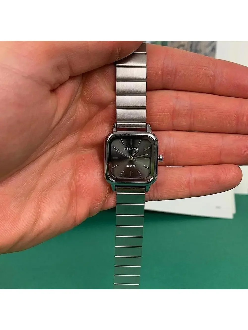 2000s Y2k style silver square watch. Classy sporty style watch. Stainless steel.